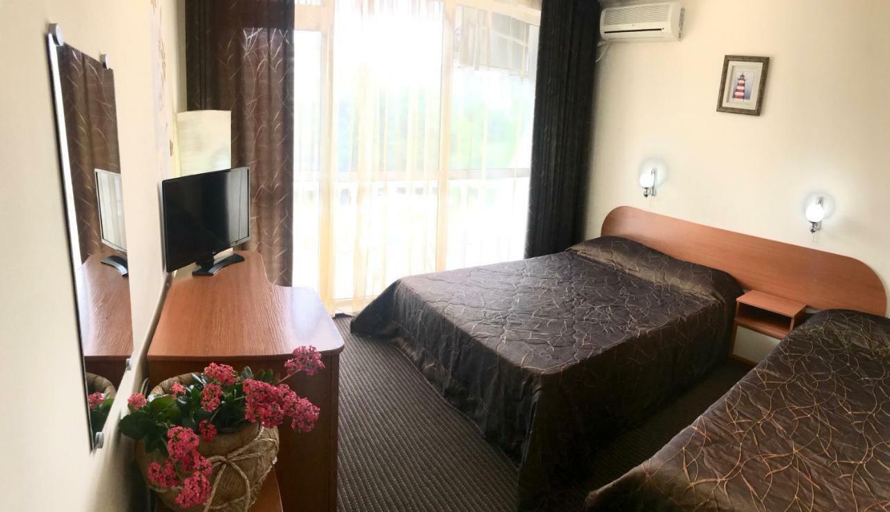 Hotel Yanis Lozenets Eksteriør billede